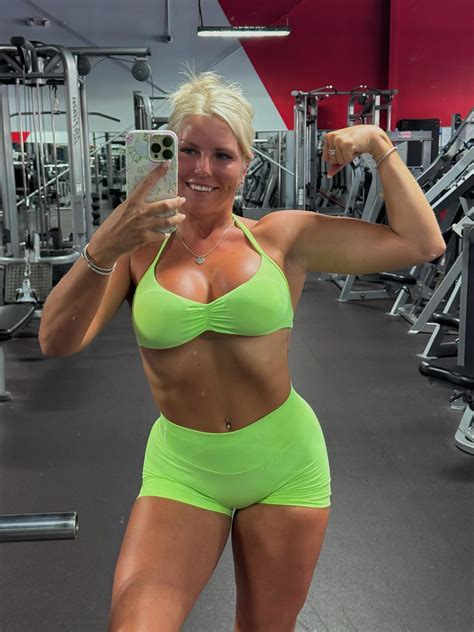 Sophie Swaney AKA Slim Swaney (@therealslimswaney) • Instagram photos