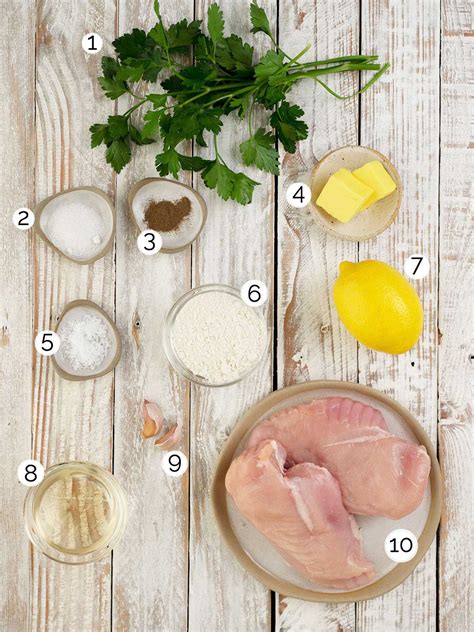 Quick Chicken in Lemon Sauce Recipe - Belly Rumbles