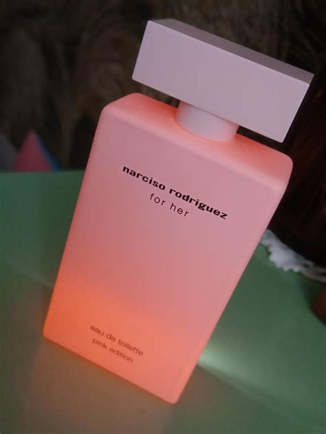 Narciso Rodriguez For Her Pink Edition Narciso Rodriguez perfume - a ...