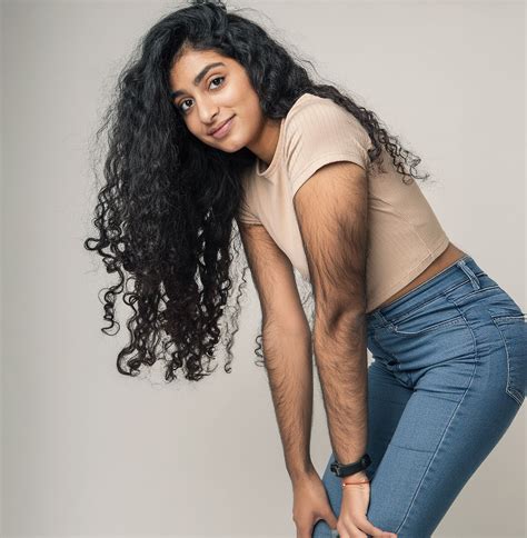 Empowering Hairy Women | Ayesha confidently shows off her natural
