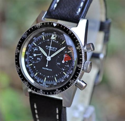 Chronos with two dials