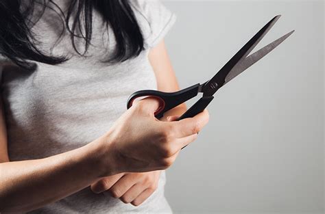 Как наточить ножницы в домашних условиях: 5 простых и доступных способов