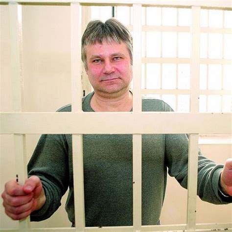 Kajínek: Bydlím na záchodě - Šíp