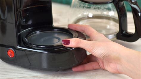How to Use a Coffee Maker: 15 Steps (with Pictures) - wikiHow