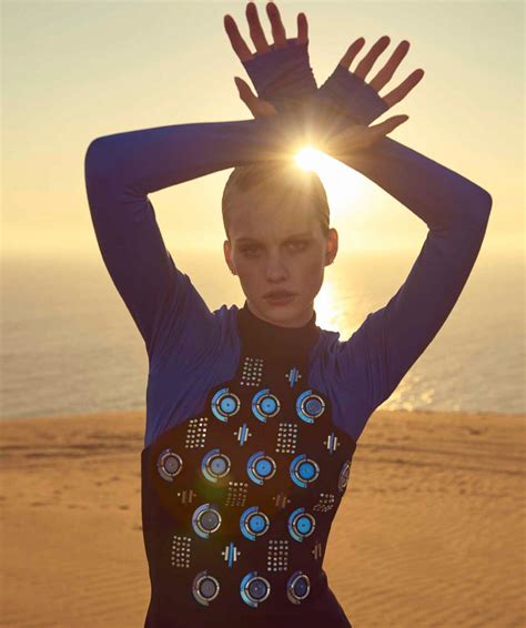 Hazel Graye in Harper's Bazaar Chile July 2017 by Paola Velásquez