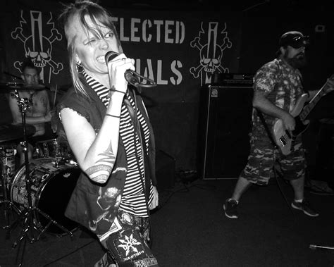 punk music artists 6