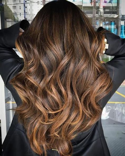 Why Caramel Balayage Is The Perfect Low-Maintenance Upgrade For Brown Hair 8