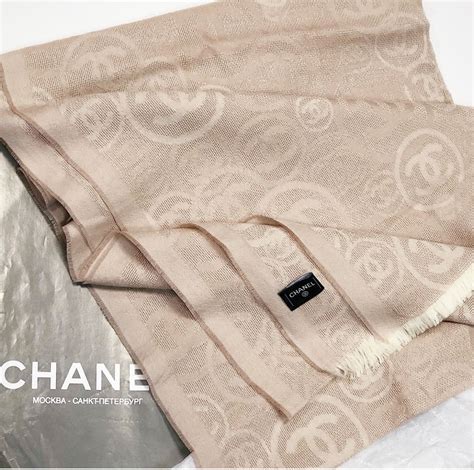 Палантин / кашемир / Chanel цена 38 463 руб