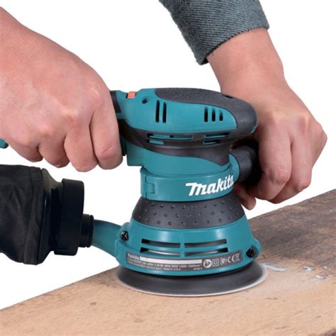 Обзор Makita BO5041 - мастер на все руки