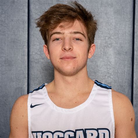 RJ Pino - Hoggard Vikings Boys Basketball - scorebooklive.com