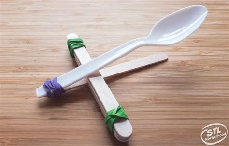 Simple Catapult with Popsicle Sticks and a Spoon - stlMotherhood