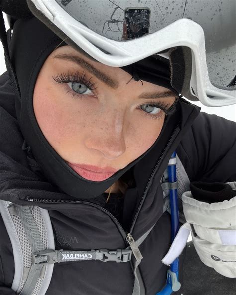 Kayla Ryan | i learned a new trick ! | Instagram