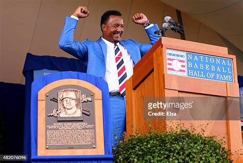 445 Pedro Martinez Hall Of Fame Photos & High Res Pictures - Getty Images
