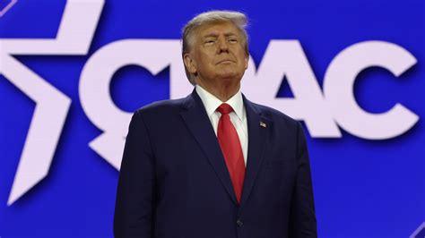 Trump diz que vai ser detido na próxima terça-feira devido a caso de