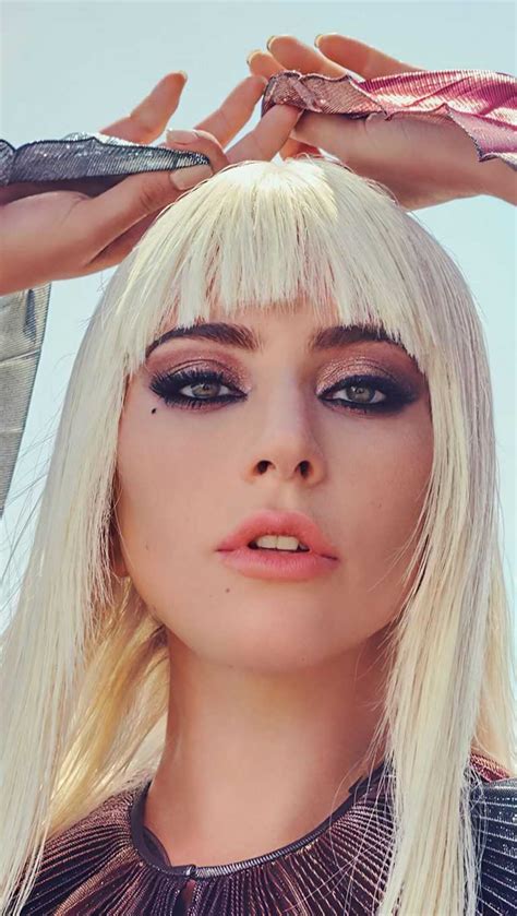 4K Lady Gaga Wallpaper | WhatsPaper