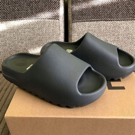 Męskie yeezy 40,5 szare klapki Slate 15184795602 - Allegro.pl