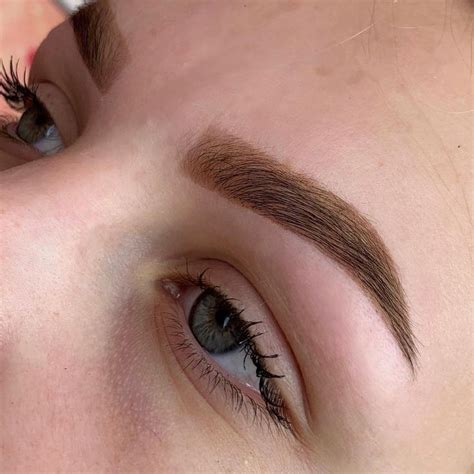 Я СДЕЛАЮ ТЕБЕ БРОВИ | БРЕСТ on Instagram: “Окрашивание и коррекция ...