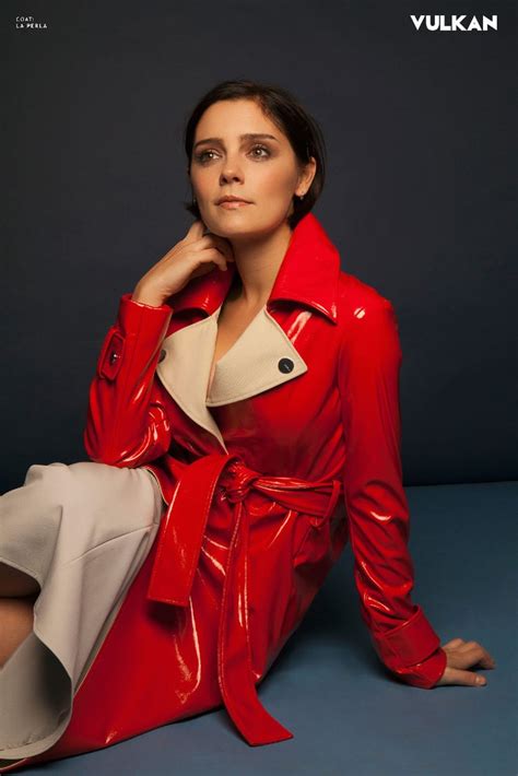 Picture of Annabel Scholey