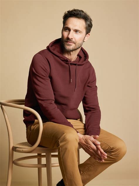 Dark brown Basic Hoodie | Men | Dressmann