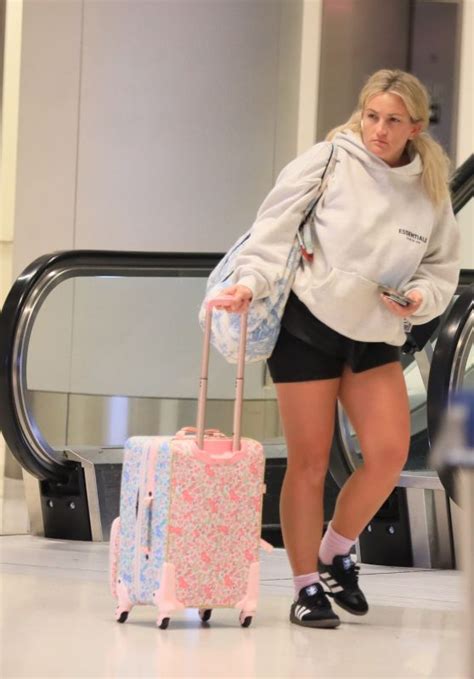 Jamie Lynn Spears - Arrives in Los Angeles 10/02/2023 • CelebMafia