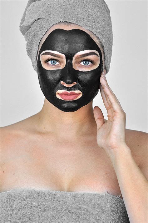 Top 5 Best Face Masks for Acne Control | MayaLaMode