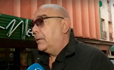 Калин Сърменов: Мъж с камион е счупил буквите на Сатиричния театър ...
