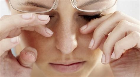Как выбирать глазные капли, которые помогут от боли и рези? - Подглазами.ру