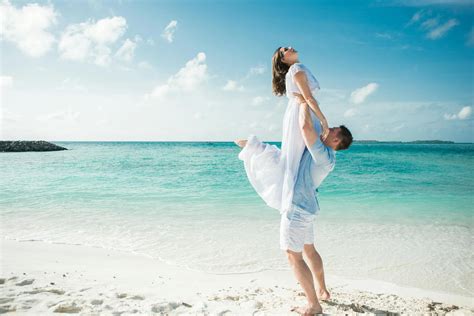 Libra Man Obsessed with Aquarius Woman - Love, Sex & Life