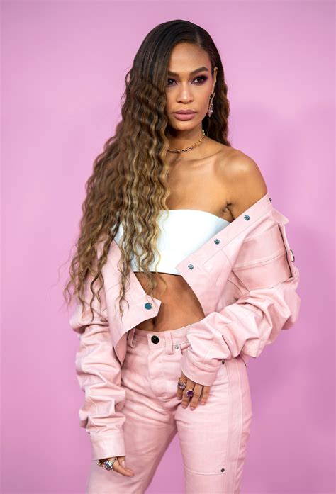 Top Long Hairstyle Trends and Styling Ideas for 2024 1