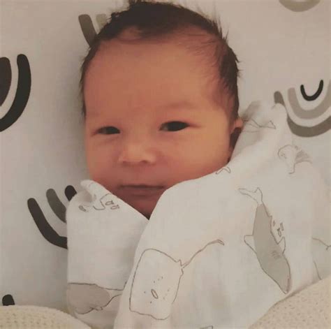 TVNZ presenter Hayley Holt shares pictures of baby joy - NZ Herald