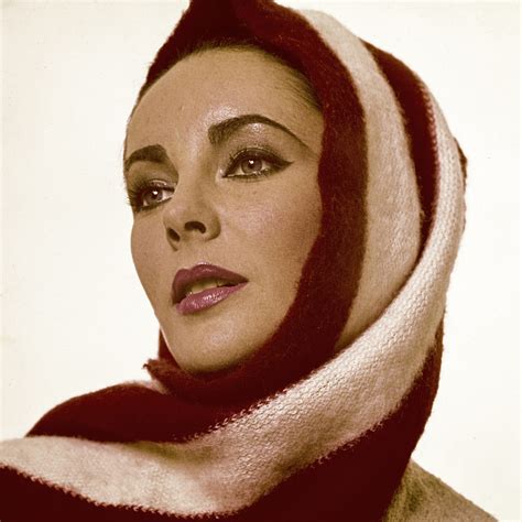 The Beverly Hills Hotel Opens Exhibit of Rare Elizabeth Taylor Photos