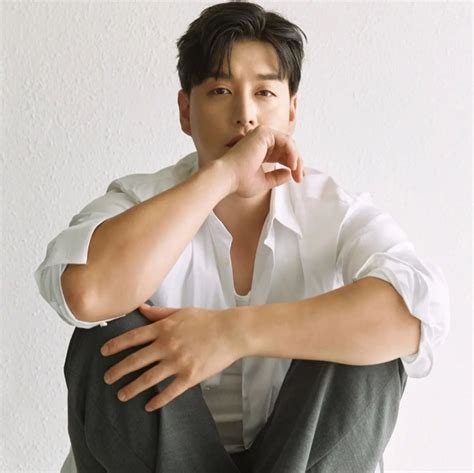 5 Artis Korea yang Pernah Merahasiakan Pernikahannya