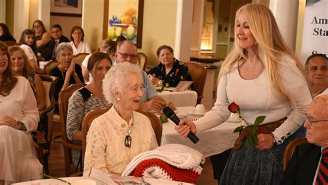 Gold Stars: Mothers of fallen servicemen honored in East Naples ceremony