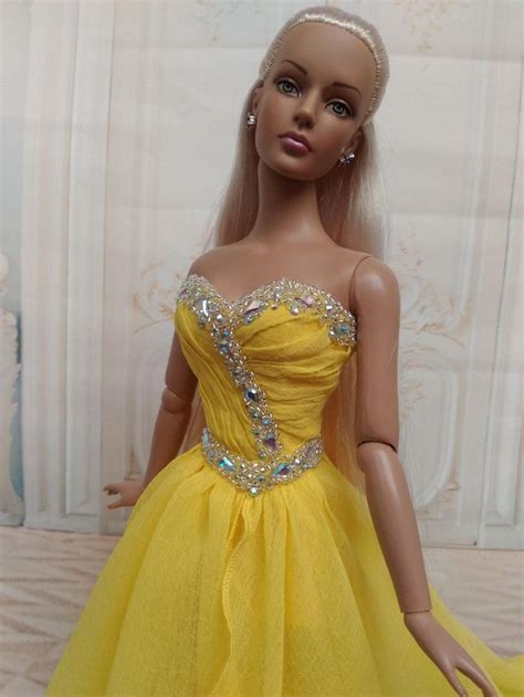 Пин на доске Barbie Clothes | Королевские платья, Платья, Одежда для барби