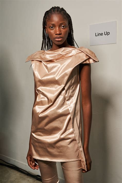 Acne Studios Spring 2023 Fashion Show Backstage | The Impression