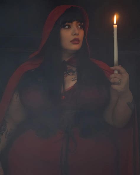 Lilith Fury (@lilith.fury) • Instagram photos and videos