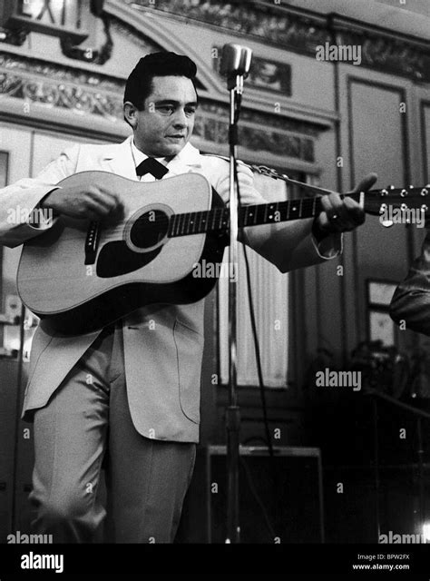 Johnny cash hi-res stock photography and images - Alamy