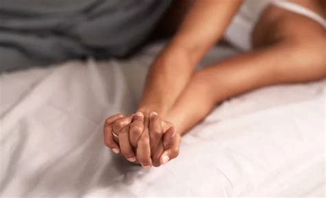 milestones  sexual development  females
