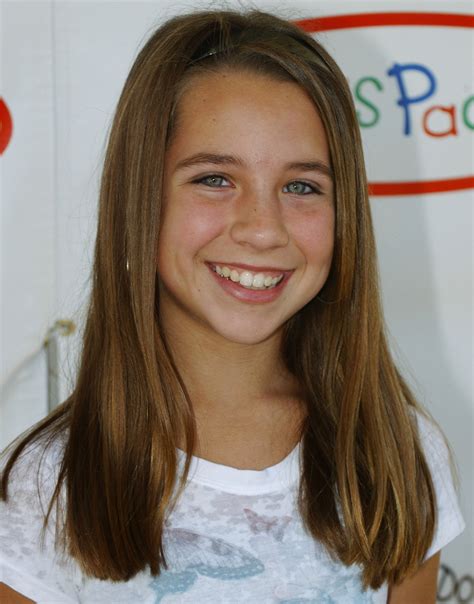 Taylor Atelian - Sitcoms Online Photo Galleries