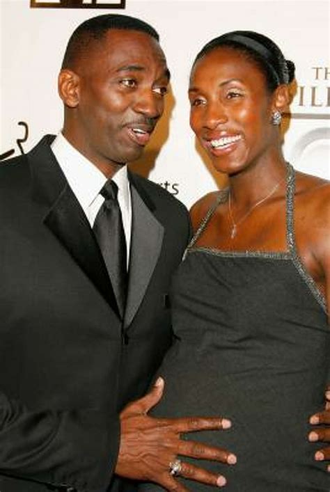 Is Lisa Leslie Married