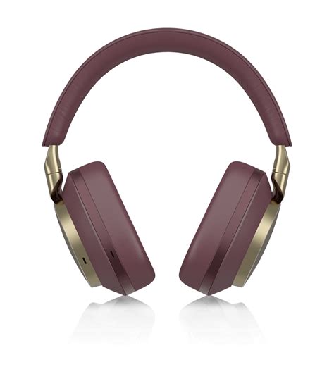 Bowers & Wilkins Px8 Wireless Headphones vs Bowers & Wilkins Px7 S2e