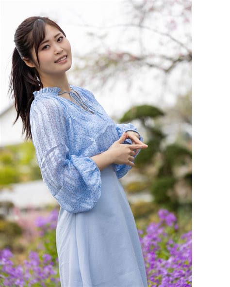 Ayaka Mochizuki Gravure Photo Collection: The Beginning - V2PH