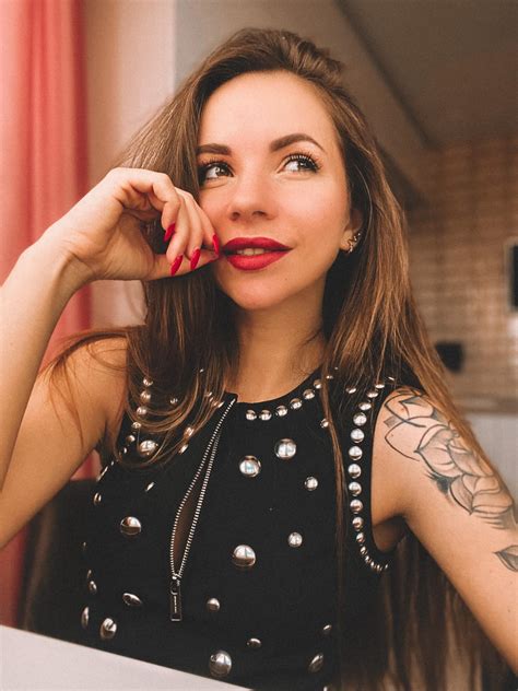 👄