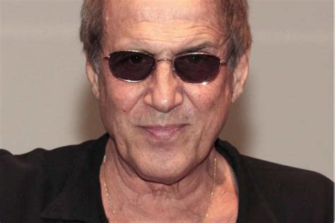 Adrano Celentano, dopo anni spunta la temuta verità: perché non esce ...