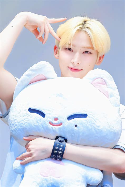 Sunoo🦊☀️ | Kim sun, Boyfriend pictures, Cutie patootie
