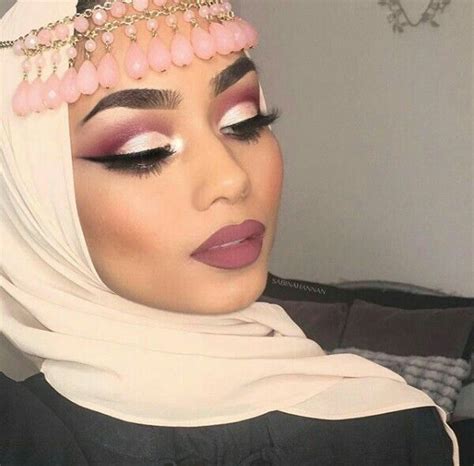 Glam gold glitter cut crease makeup tutorial sabina hannan – Artofit
