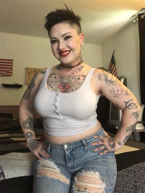 Curvy girl : r/selfie