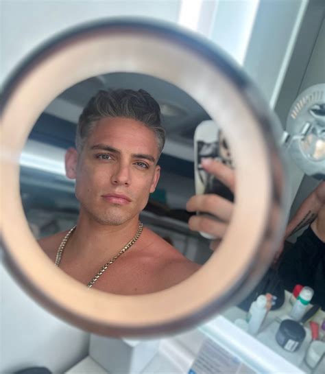 Marc MacNamara (@marcmacnamara) • Instagram photos and videos