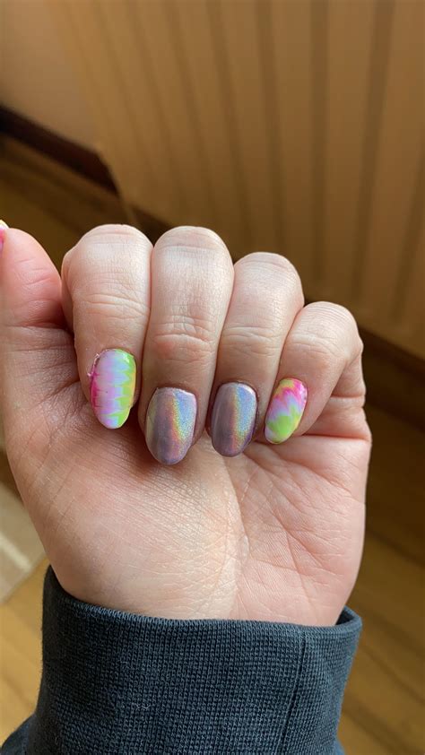 Help! Can you remove gel polish without damaging the polygel? It’s my