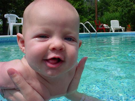 Swimming Teaching: Gag Reflex Action in Babies & Breath Control